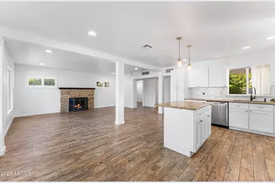 1334 W Sells Drive, Phoenix, AZ 85013 - Photo 6