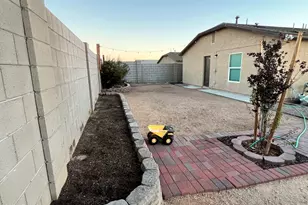 502 Brandeis Dr, Morristown, AZ 85342 - Photo 24