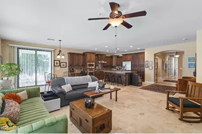 1777 W Ocotillo Road #4, Chandler, AZ 85248 - Photo 8