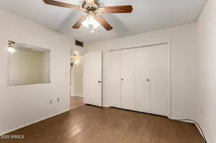 10754 W Cinnebar Ave, Sun City, AZ 85351 - Photo 16