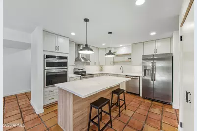 537 N Jay Street, Chandler, AZ 85225 - Photo 2