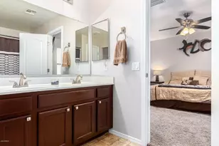 7022 W Mercer Ln, Peoria, AZ 85345 - Photo 10