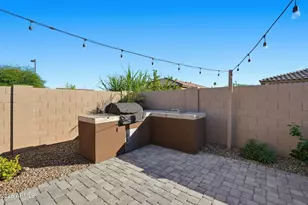 3351 W Dunbar Dr, Phoenix, AZ 85041 - Photo 20