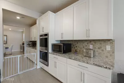 3351 W Dunbar Drive, Phoenix, AZ 85041 - Photo 6