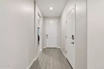 3351 W Dunbar Drive, Phoenix, AZ 85041 - Photo 38