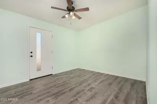 2340 E Sylvia St, Phoenix, AZ 85022 - Photo 24