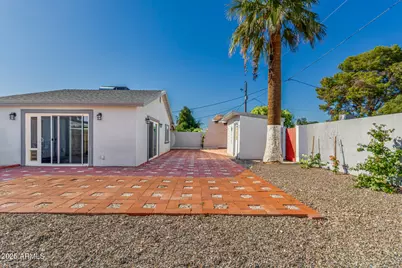 2340 E Sylvia Street, Phoenix, AZ 85022 - Photo 32