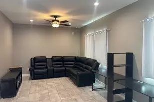 2025 W Behavioral Health Portfolio Ave, Phoenix, AZ 85034 - Photo 6