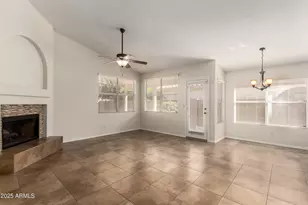 1180 W Jeanine Dr, Tempe, AZ 85284 - Photo 10