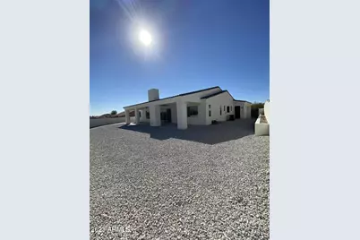 15728 W Montgomery Road, Peoria, AZ 85383 - Photo 2