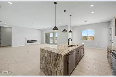 15728 W Montgomery Road, Peoria, AZ 85383 - Photo 12