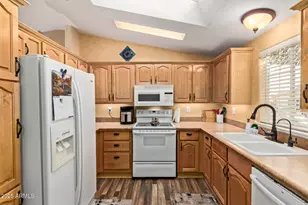 3301 S Goldfield Rd, Apache Junction, AZ 85119 - Photo 14