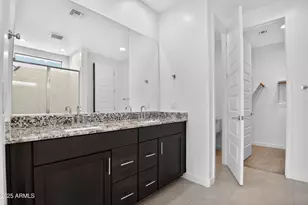 2555 W Sunland Ave, Phoenix, AZ 85041 - Photo 26