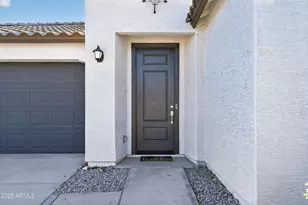 2555 W Sunland Ave, Phoenix, AZ 85041 - Photo 2