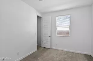 2555 W Sunland Ave, Phoenix, AZ 85041 - Photo 8