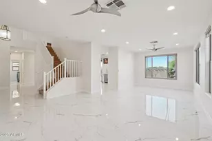 25426 N Hackberry Dr, Phoenix, AZ 85083 - Photo 10