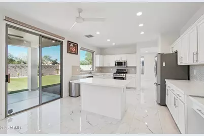 25426 N Hackberry Drive, Phoenix, AZ 85083 - Photo 18