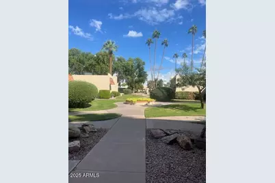 1320 E Bethany Home Road #72, Phoenix, AZ 85014 - Photo 4