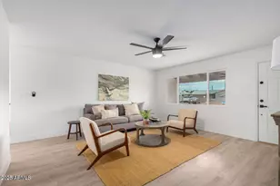 3933 W Cactus Wren Dr, Phoenix, AZ 85051 - Photo 12