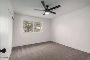 3933 W Cactus Wren Dr, Phoenix, AZ 85051 - Photo 24