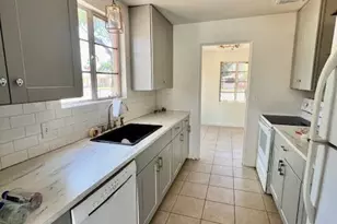 1321 S College Ave, Tempe, AZ 85281 - Photo 8