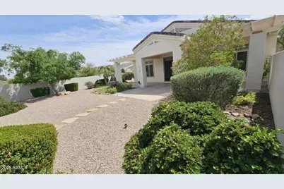 2232 E Constance Way, Phoenix, AZ 85042 - Photo 10