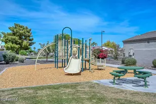 2232 E Constance Wy, Phoenix, AZ 85042 - Photo 18