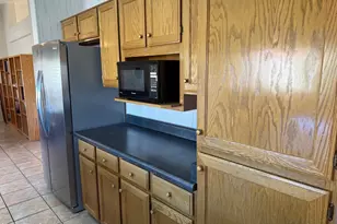 11002 W Yukon Dr, Peoria, AZ 85373 - Photo 20