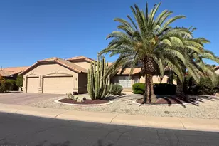11002 W Yukon Dr, Peoria, AZ 85373 - Photo 2