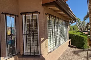 11002 W Yukon Dr, Peoria, AZ 85373 - Photo 8