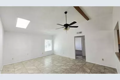 2506 W Caribbean Lane #10, Phoenix, AZ 85023 - Photo 2