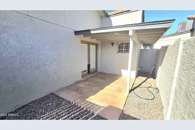 2506 W Caribbean Lane #10, Phoenix, AZ 85023 - Photo 18