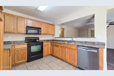 25039 W Dove Trail, Buckeye, AZ 85326 - Photo 10