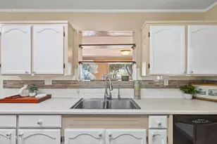 35 W Kayetan Dr, Sierra Vista, AZ 85635 - Photo 12