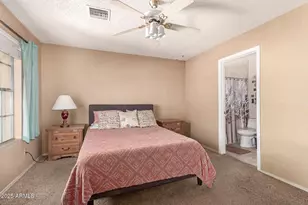 10224 N 65th Ln, Glendale, AZ 85302 - Photo 8