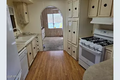 19065 N Dinero Road, Sun City, AZ 85373 - Photo 18