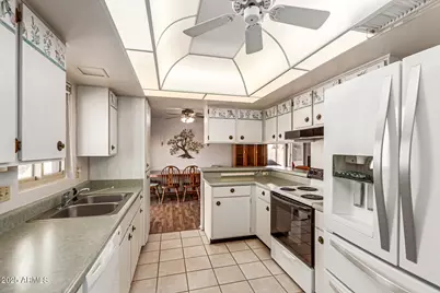 26019 S Parkside Drive, Sun Lakes, AZ 85248 - Photo 16