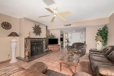 25237 S Lakeway Drive, Sun Lakes, AZ 85248 - Photo 10