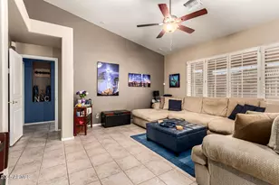 1317 E Cottonwood Ln, Phoenix, AZ 85048 - Photo 14