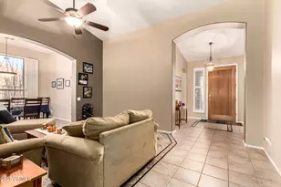 1317 E Cottonwood Ln, Phoenix, AZ 85048 - Photo 10