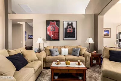 1317 E Cottonwood Lane, Phoenix, AZ 85048 - Photo 8