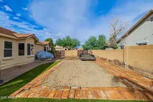 18567 W Onyx Ave, Waddell, AZ 85355 - Photo 32