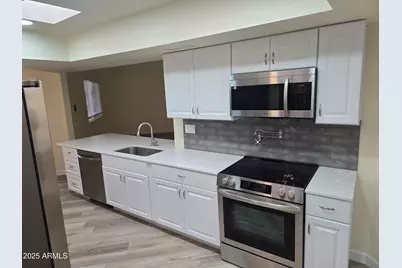 10838 W Thunderbird Boulevard, Sun City, AZ 85351 - Photo 4