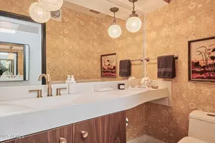 4016 E Flynn Ln, Paradise Valley, AZ 85253 - Photo 32