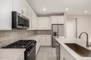 5617 N 205th Ln, Buckeye, AZ 85396 - Photo 12