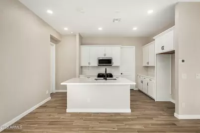 5590 N 205th Lane, Buckeye, AZ 85396 - Photo 10