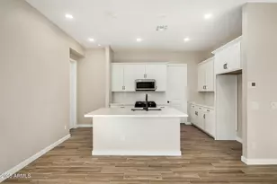 5590 N 205th Ln, Buckeye, AZ 85396 - Photo 10