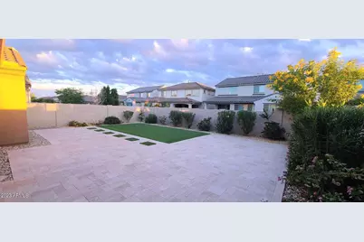 9013 W Marshall Avenue, Glendale, AZ 85305 - Photo 12