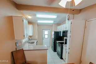 17200 W Bell Rd, Surprise, AZ 85374 - Photo 24