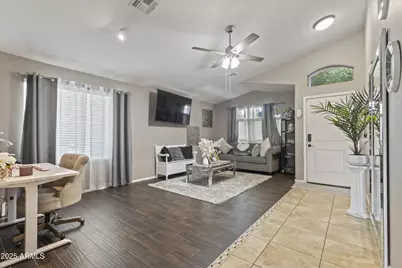 5775 N 72nd Drive, Glendale, AZ 85303 - Photo 4